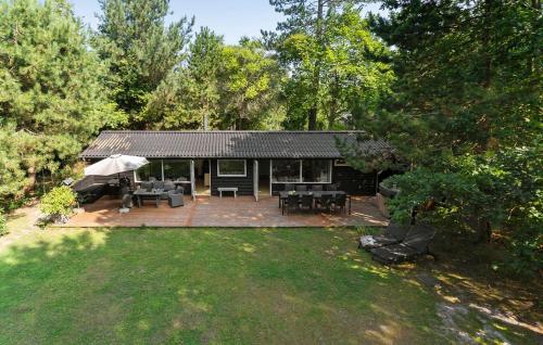 Three-Bedroom Holiday Home In Vig