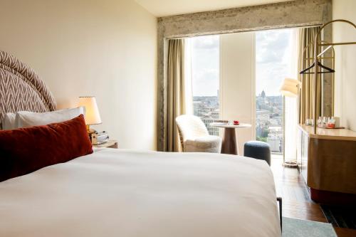 room detail thumbnail 0