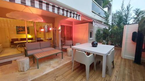 T2 cosy a Antibes in La Pagane