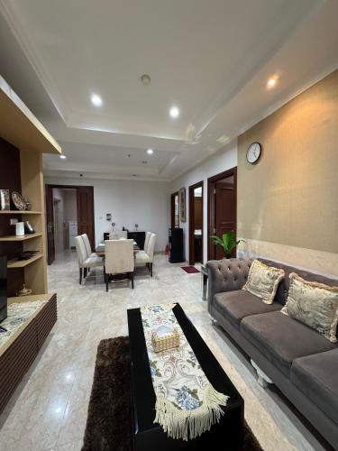2 Bedroom apartment at Senayan, Yakarta