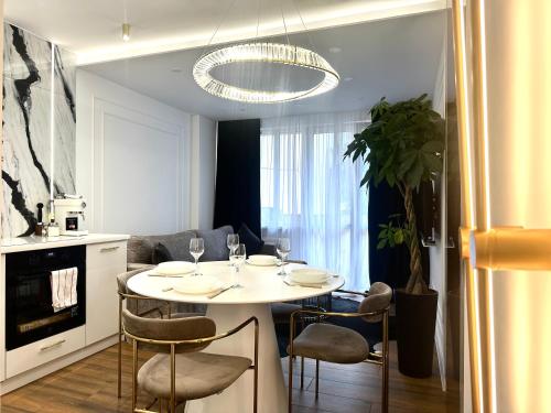 Wita Stwosza 14 Apartment - Check-In 20h - Parking, Breslau (Foto 5)