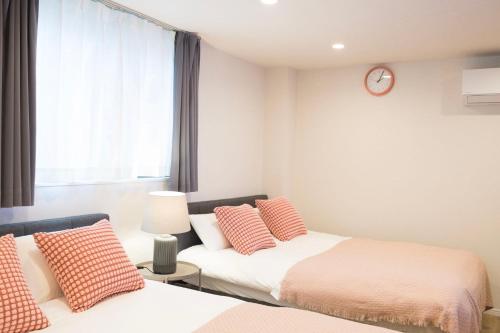 Senzoku, Taito City 101