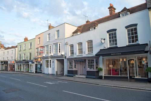 White Horse - image 8
