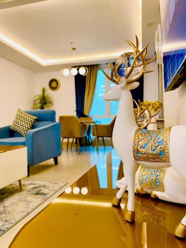 Luxury Apartments & Penthouses at Goldcrest DHA Lahore - image 13