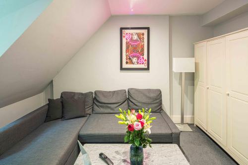 HEART OF KENSINGTON AND CHELSEA,2 bedr, Londýn (fotografie 2)