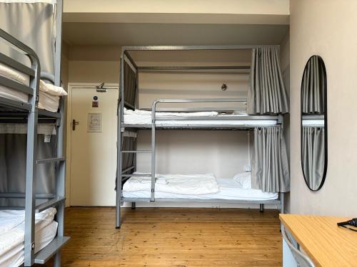 Cricketers Hostel in Lambeth