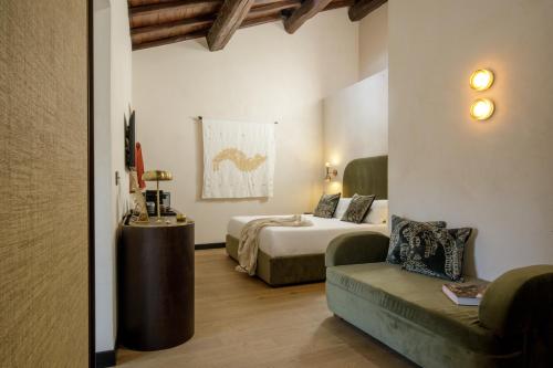 Palazzo Serpe Suites near Colosseum, Řím (fotografie 10)