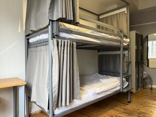 Cricketers Hostel in Lambeth