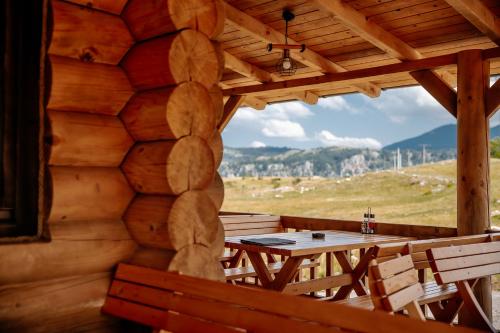 Restorāns, Etno selo Pivska Vila in Nedajno