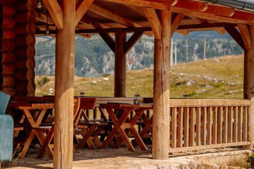 Restorāns, Etno selo Pivska Vila in Nedajno