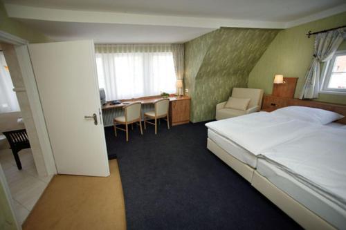 Hotel Altes Rathaus in ออสท์ฟิลเดิร์น