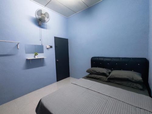 Munadibstay Dzul in Pandak Beach