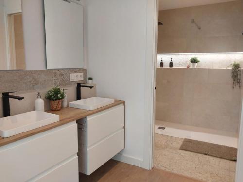 Sweet Home in Σάμπαδελ