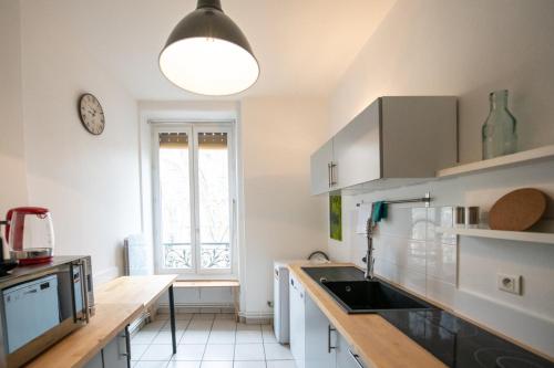 Appartement de charme dans le 6e - central, Lyon (fotografie 10)