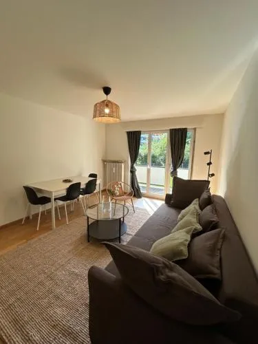 Plain & Practical Zurich Apartment in Zürich, Schweiz