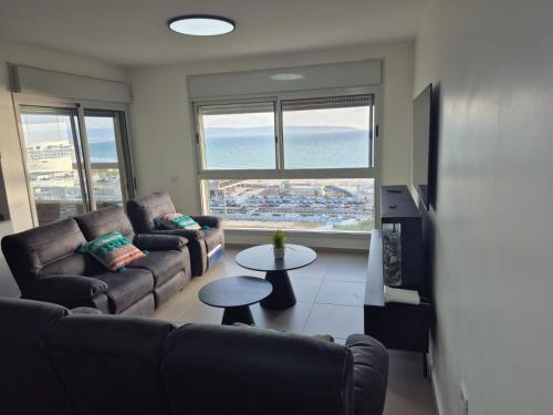 Apartment overlooking the sea in 阿卡