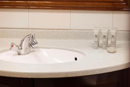 Elegant 3BR Lux Stay in the Heart of Dubai Marina, Dubai (foto 6)