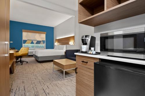 Holiday Inn Express Hotel & Suites West Coxsackie by IHG in West Coxsackie, USA
