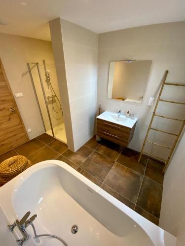 L'horizon des vignes in 伊特斯維勒