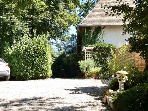 Le Gîte du Chêne Rouvre (Le Gite du Chene Rouvre) in Meulan