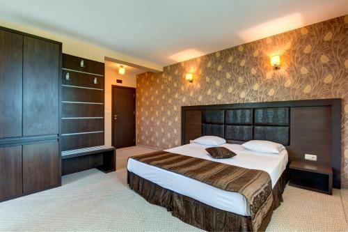 Siena House - image 3