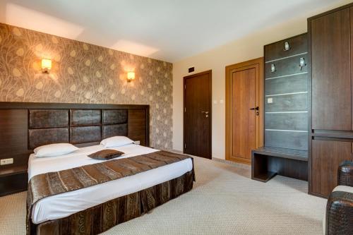 Siena House - image 14