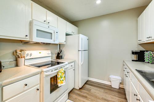 1 Mi to ECU Hospital: Greenville Home w/ Yard! in Medical District