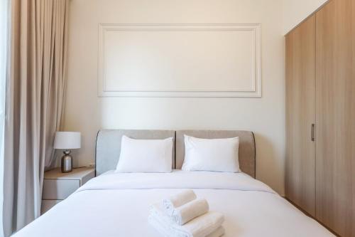 Elite LUX Holiday Homes - Island Park Escape: Modern 2BR Gem Dubai, Dubai (photo 10)