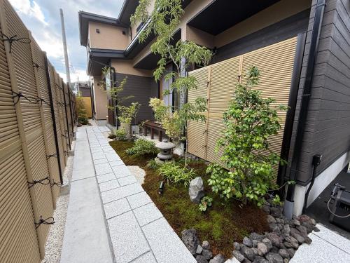 Takayama Showa no yado-A Modern Japanese-style villa with garden, excellent location