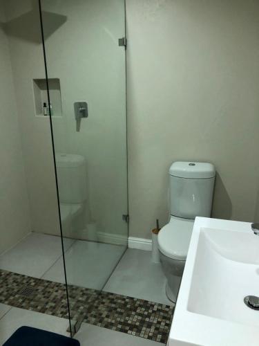Three on Firmount, Somerset West (zdjęcie 7)