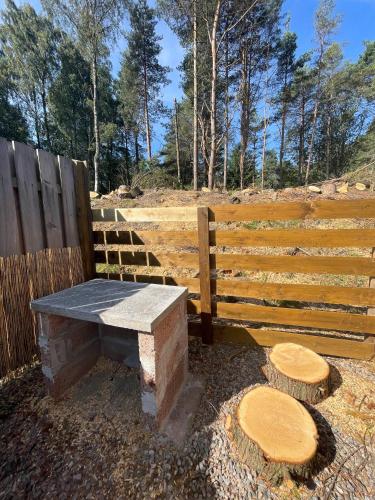 kaoglen Wild-Hot tub-Cairngorms-Pet Friendly in Kirkmichael