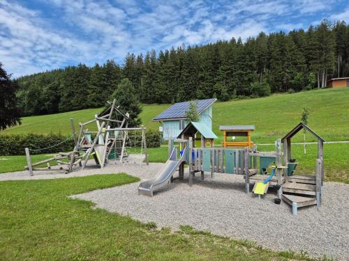 Játszótér, Ferienwohnung NoEl in Dietmannsried