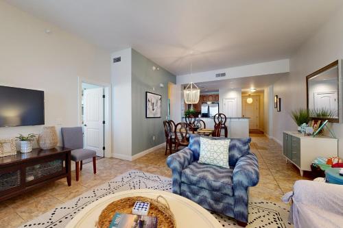 Horseshoe Bay Escape - image 7