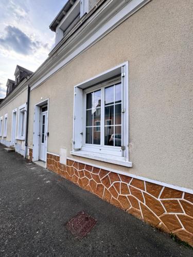 Bejárat, Le Havre Pôlin - 15 minutes du circuit - 5p (Le Havre Polin - 15 minutes du circuit - 5p) in Cerans Foulletourte