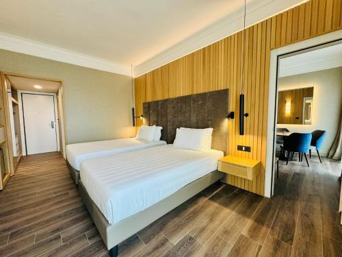 Crowne Plaza Rome St. Peter's by IHG, Рим (фото 10)