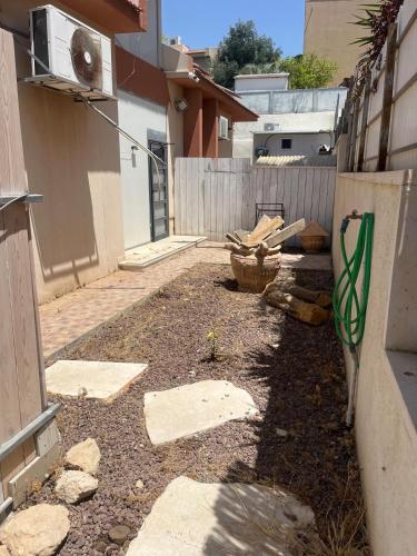 יחידת דיור בשכונת נאות לון באר שבע in Beerseva