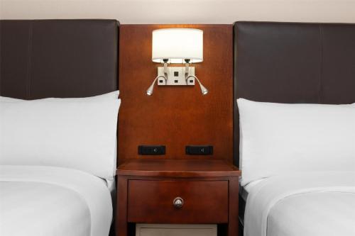 Best Western Plus Downtown Inn & Suites Room Type - Queen Room with Two Queen Beds
