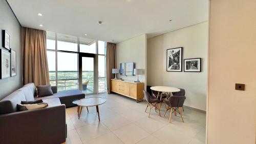 Private Apartment in jumairah village triangle, Dubai (Foto 4)