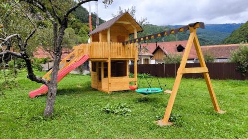 Pensiune agroturistica Casa cu Povesti Rau Sadului in Rau Saduluja