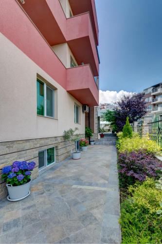 Siena House 5