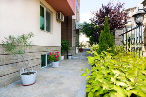 Siena House - image 11