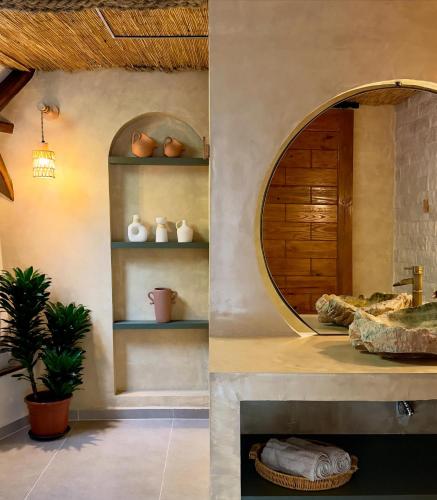 Bathroom, Oasis Domo near Grumari Beach