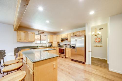 Sauna, Deck and Fire Pit Rocking Horse Ranch, Payson (photo 9)