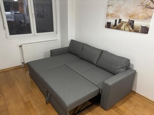 Cozy Corner Apartment-Free Parking, Скопье (фото 7)