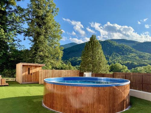 Úszómedence, Hotel JISKRA na Čeladné (Hotel JISKRA na Celadne) in Celadna