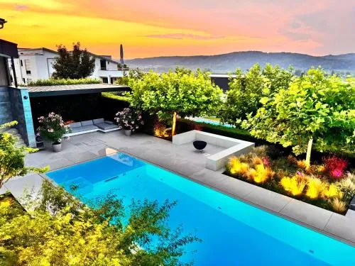 Paradisio Poolsuite Sundeck in Bodman am Bodensee in Bodman-Ludwigshafen, Deutschland