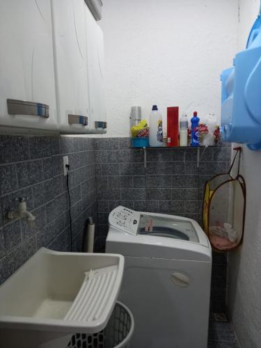 3 Quartos, com Piscina, Churrasqueira e garagem in Duque de Caxias