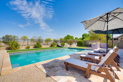 Gorgeous Litchfield Oasis with Grill about 6Mi to Luke AFB - image 12