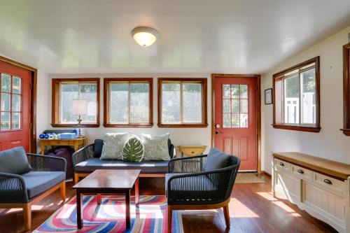 Woodstock Getaway with Hot Tub about 2 Mi to Dtwn! in West Hurley
