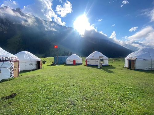 Viesnīcas āriene, Aalam yurt camp Altyn-Arashan in Teploklyuchenka